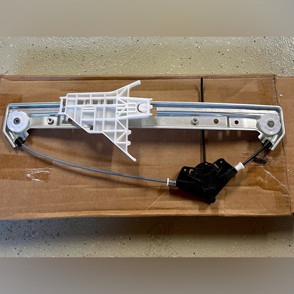 Dorman Power Window Regulator Brand New for Less - Picture 2 of 4